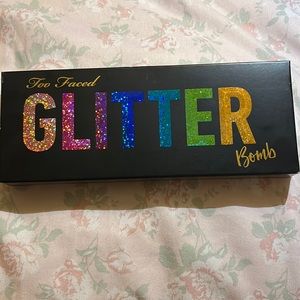 Too Faced Glitter Bomb Palette